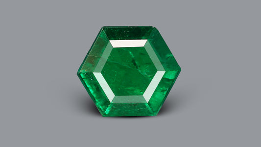 Zambian Emerald (Panna) 1.12 Carats / 1.23 Ratti
