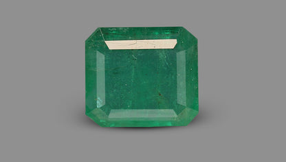 Zambian Emerald (Panna) 7.26 Carats / 7.98 Ratti