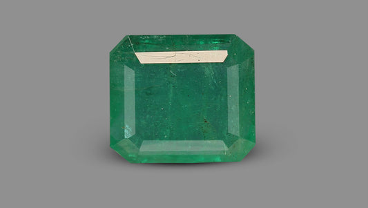 Zambian Emerald (Panna) 7.26 Carats / 7.98 Ratti