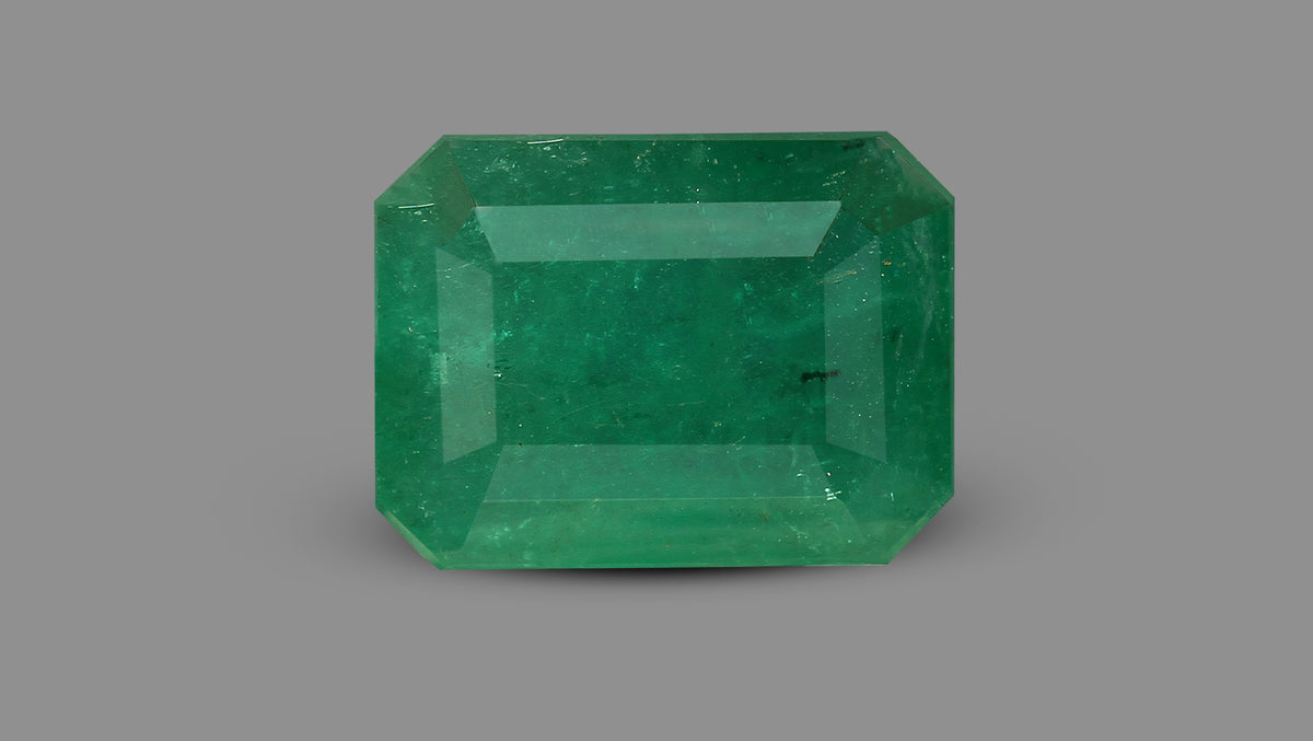 Zambian Emerald (Panna) 8.41 Carats / 9.24 Ratti