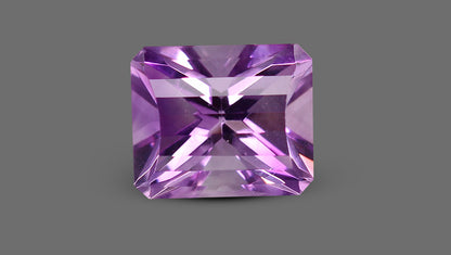 Natural Amethyst 7.62 Carats / 8.37 Ratti