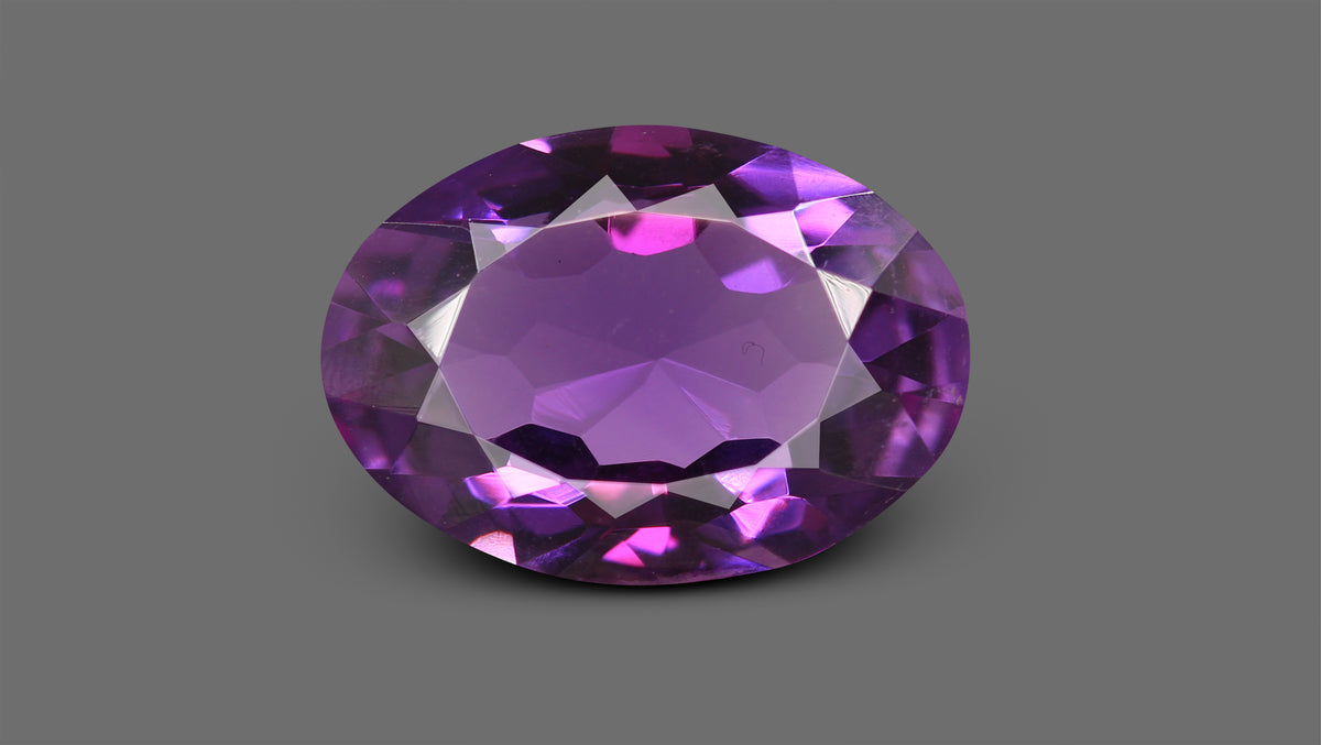 Natural Amethyst 28.24 Carats / 31.03 Ratti