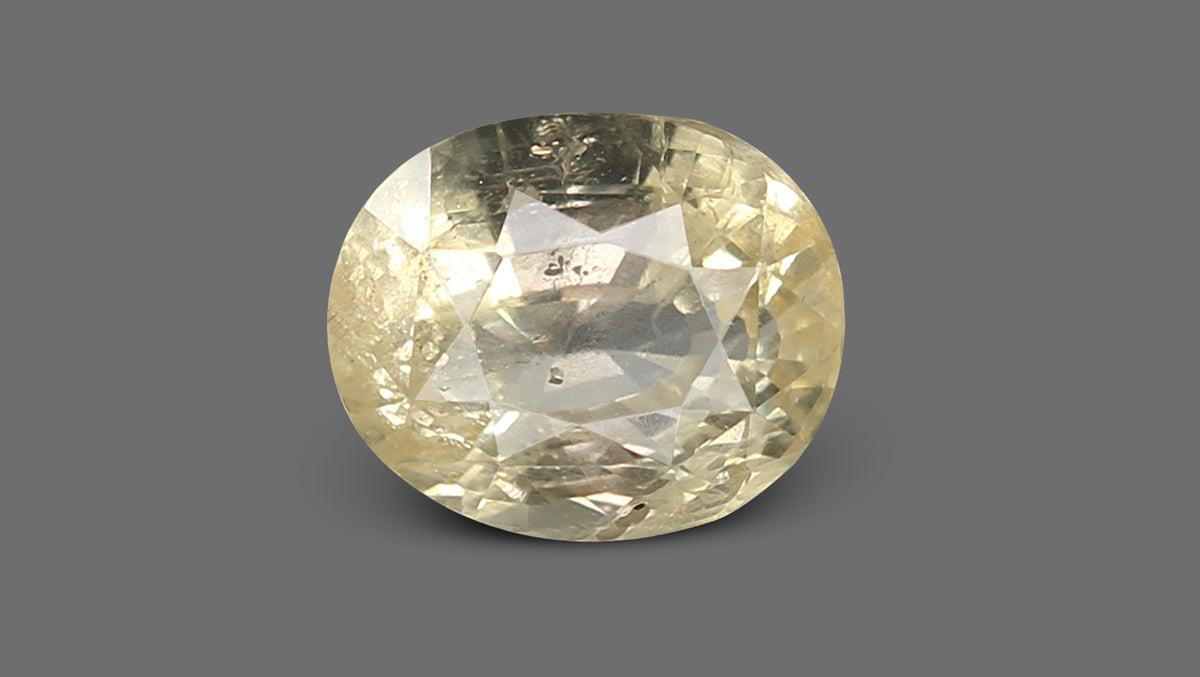 Natural Yellow Sapphire 3.84 Carats / 4.22 Ratti