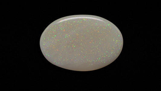 White Opal With Fire 21.81 Carats / 23.97 Ratti