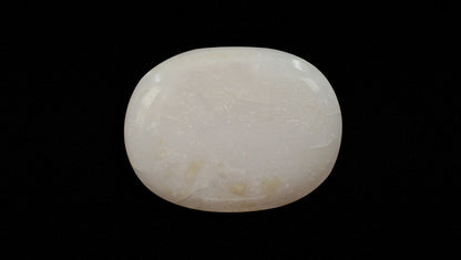 White Opal With Fire 12.87 Carats / 14.14 Ratti