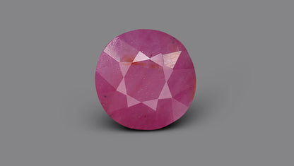 African Ruby (Manik) 5.62 Carats / 6.18 Ratti