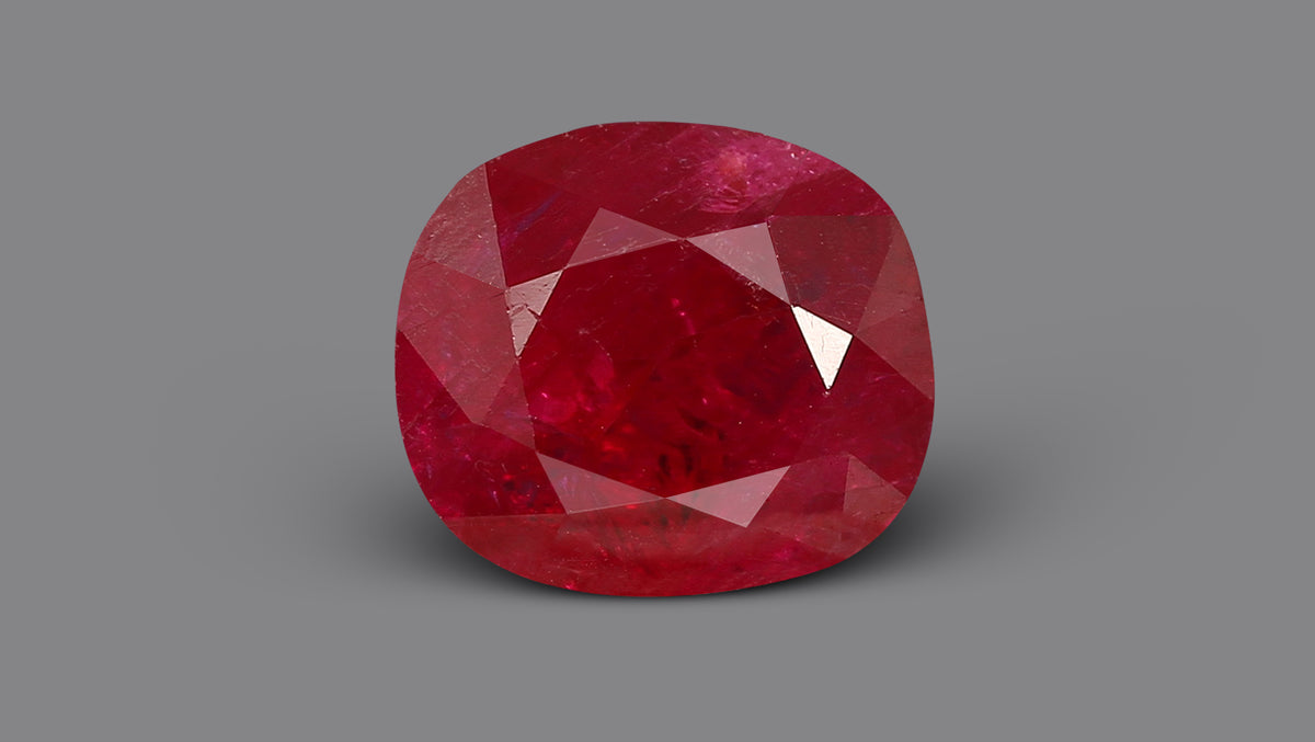 Burmese Ruby (Manik) 4.88 Carats / 5.36 Ratti