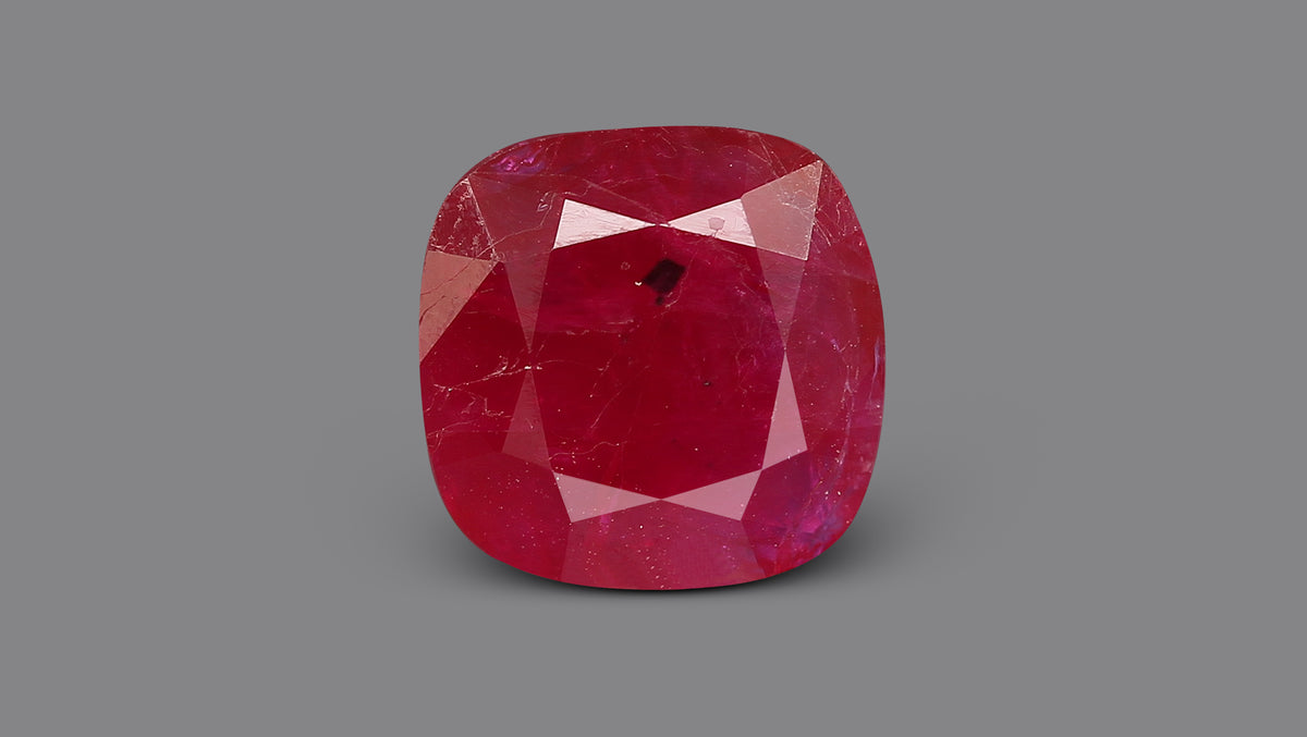 Burmese Ruby (Manik) 4.34 Carats / 4.77 Ratti