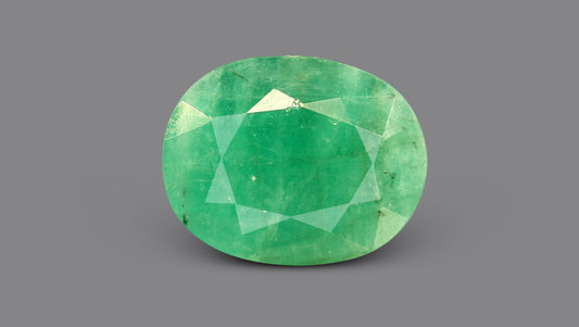 Zambian Emerald (Panna) 6.99 Carats / 7.68 Ratti