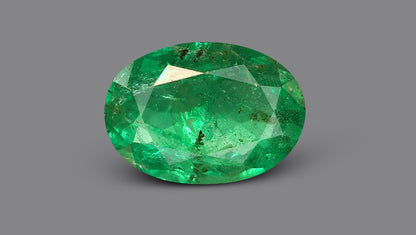 Zambian Emerald (Panna) 3.87 Carats / 4.25 Ratti