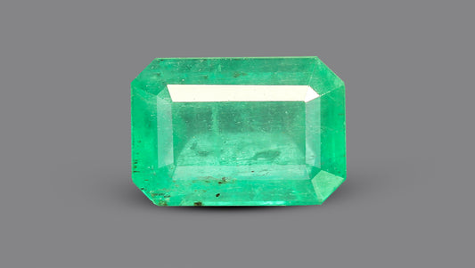 Zambian Emerald (Panna) 6.95 Carats / 7.64 Ratti