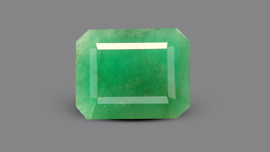 Zambian Emerald (Panna) 4.31 Carats / 4.74 Ratti