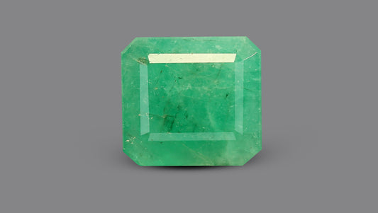 Zambian Emerald (Panna) 8.98 Carats / 9.87 Ratti