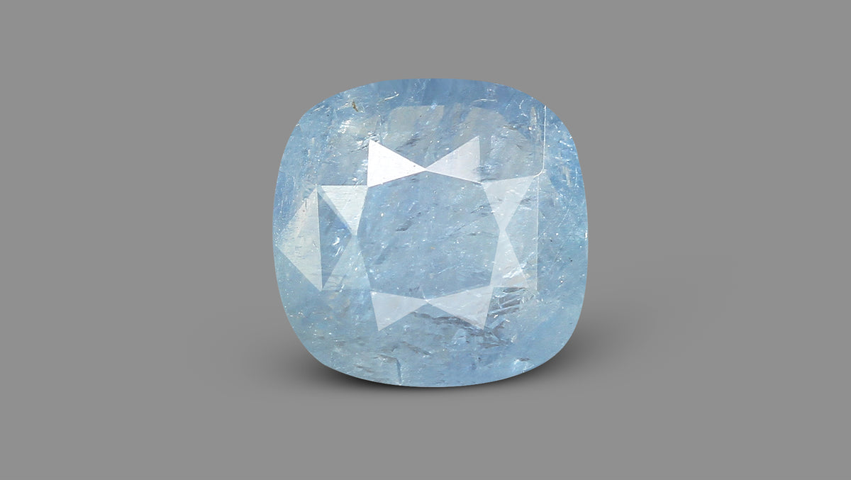 Natural Blue Sapphire 4.38 Carats / 4.81 Ratti