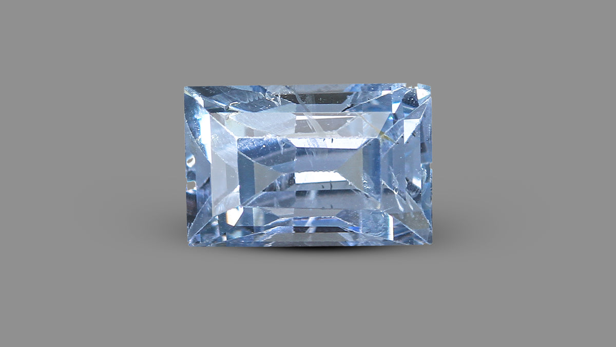 Natural Blue Sapphire 4.34 Carats / 4.77 Ratti