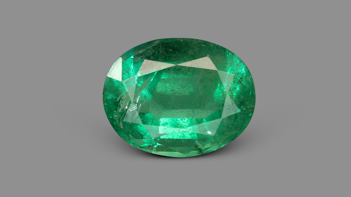 Zambian Emerald (Panna) 6.64 Carats / 7.3 Ratti