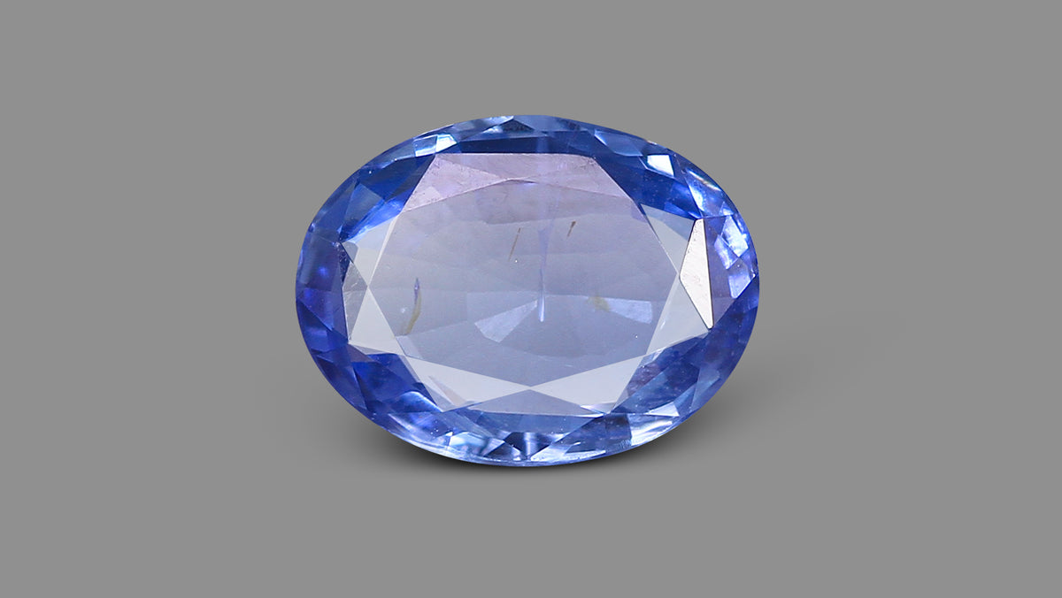 Natural Blue Sapphire 4.44 Carats / 4.88 Ratti