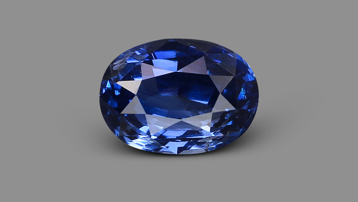 Natural Blue Sapphire 3.21 Carats / 3.53 Ratti