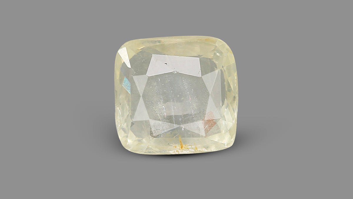 Natural Yellow Sapphire 4.56 Carats / 5.01 Ratti