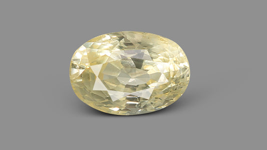 Natural Yellow Sapphire 2.49 Carats / 2.74 Ratti