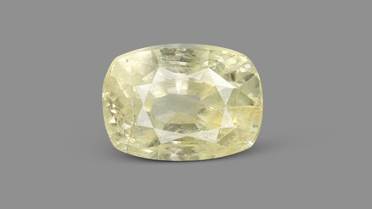 Natural Yellow Sapphire 2.74 Carats / 3.01 Ratti
