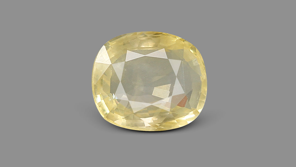 Natural Yellow Sapphire 2.77 Carats / 3.04 Ratti