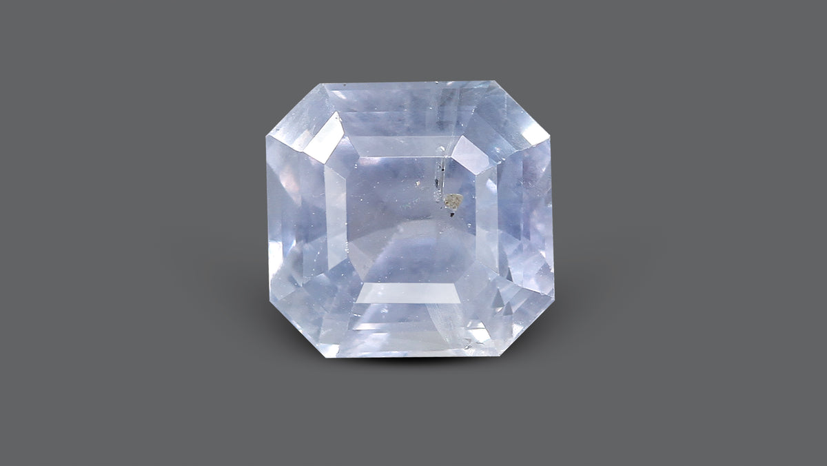 Natural Blue Sapphire 5.56 Carats / 6.11 Ratti