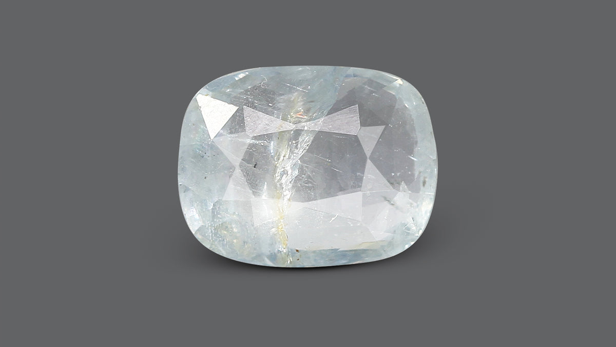 Natural Blue Sapphire 5.45 Carats / 5.99 Ratti