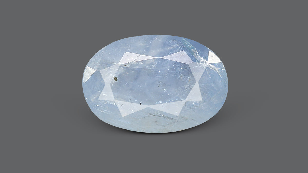 Natural Blue Sapphire 4.76 Carats / 5.23 Ratti