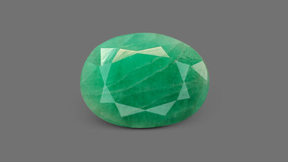 Brazil Emerald (Panna) 4.33 Carats / 4.76 Ratti
