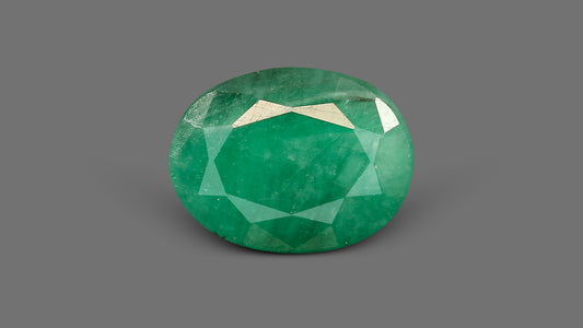 Brazil Emerald (Panna) 4.90 Carats / 5.38 Ratti