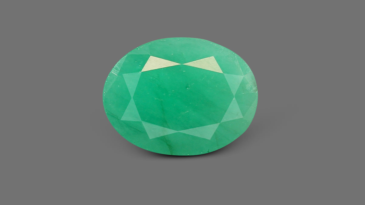 Brazil Emerald (Panna) 4.65 Carats / 5.11 Ratti