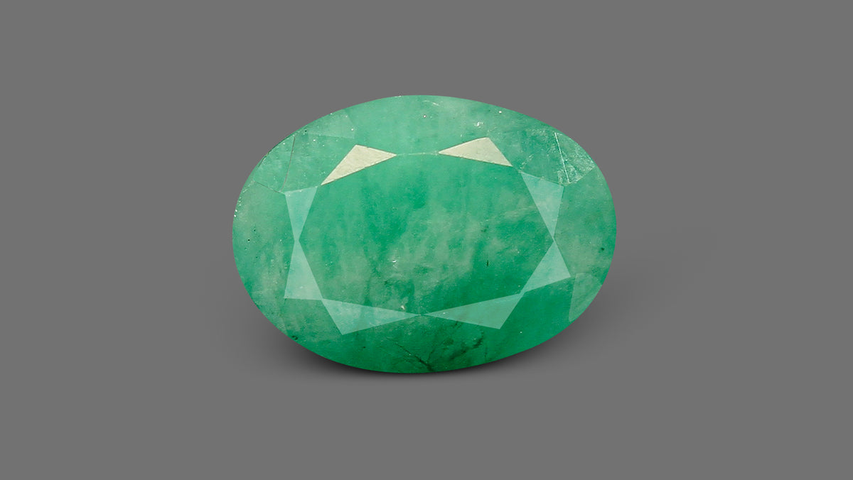 Brazil Emerald (Panna) 4.28 Carats / 4.7 Ratti