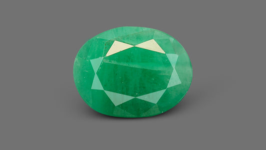 Brazil Emerald (Panna) 4.37 Carats / 4.8 Ratti