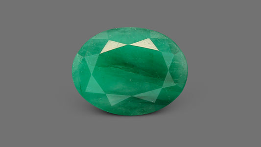 Brazil Emerald (Panna) 5.30 Carats / 5.82 Ratti