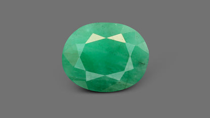 Brazil Emerald (Panna) 4.11 Carats / 4.52 Ratti