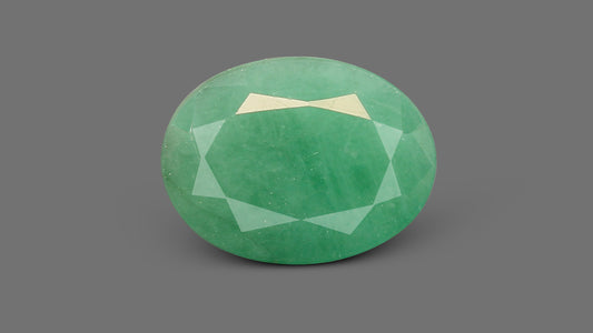 Brazil Emerald (Panna) 4.71 Carats / 5.18 Ratti