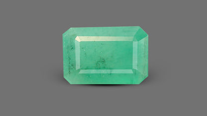 Brazil Emerald (Panna) 3.73 Carats / 4.1 Ratti