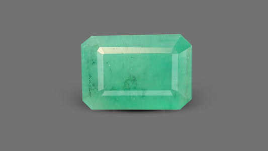 Brazil Emerald (Panna) 3.73 Carats / 4.1 Ratti