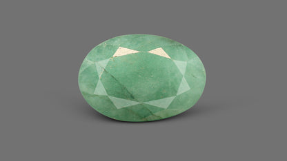 Brazil Emerald (Panna) 4.81 Carats / 5.29 Ratti
