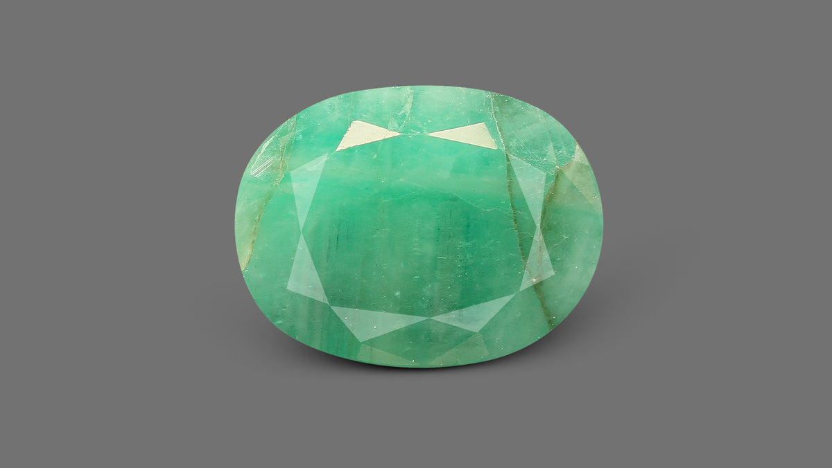 Brazil Emerald (Panna) 8.15 Carats / 8.96 Ratti