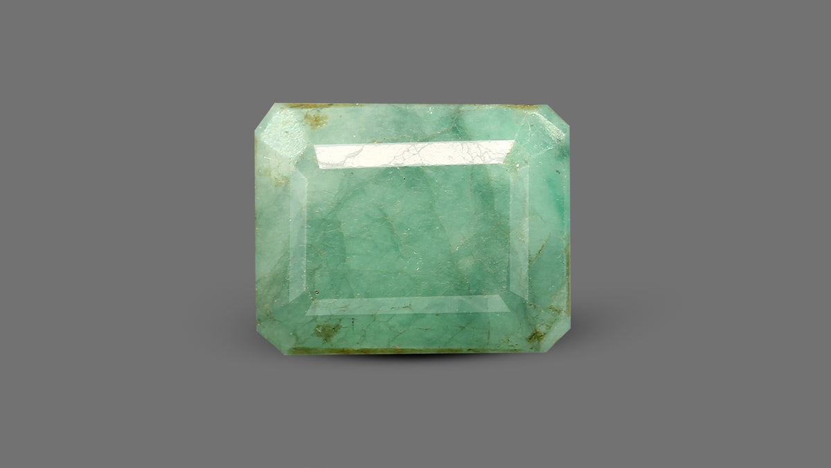 Brazil Emerald (Panna) 3.84 Carats / 4.22 Ratti