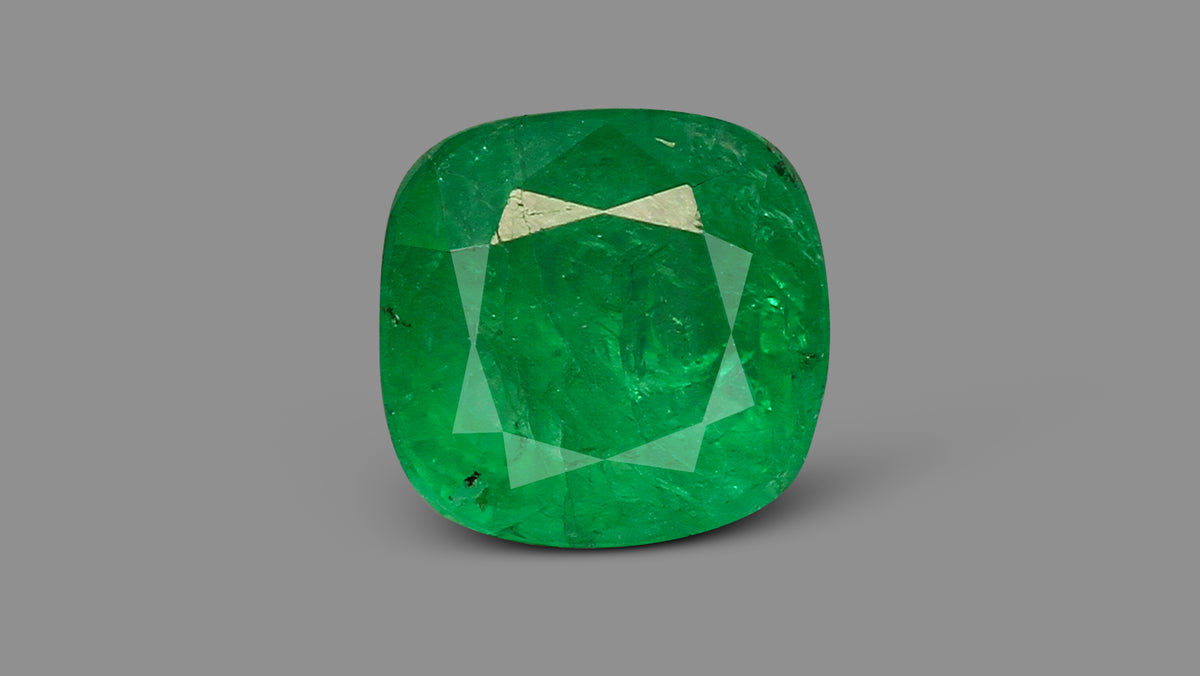 Zambian Emerald (Panna) 2.30 Carats / 2.53 Ratti