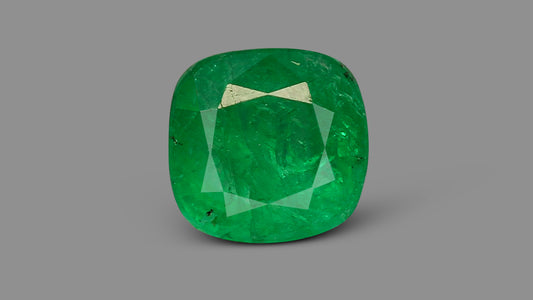 Zambian Emerald (Panna) 2.30 Carats / 2.53 Ratti