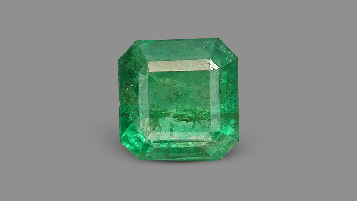 Zambian Emerald (Panna) 2.32 Carats / 2.55 Ratti
