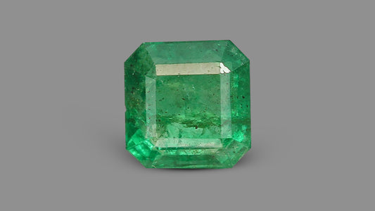 Zambian Emerald (Panna) 2.32 Carats / 2.55 Ratti