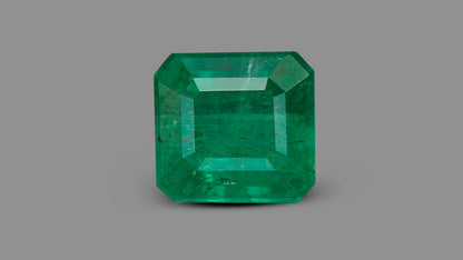 Zambian Emerald (Panna) 3.78 Carats / 4.15 Ratti