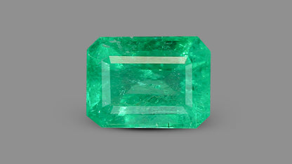 Zambian Emerald (Panna) 1.86 Carats / 2.04 Ratti