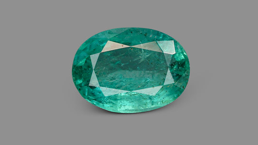Zambian Emerald (Panna) 3.32 Carats / 3.65 Ratti