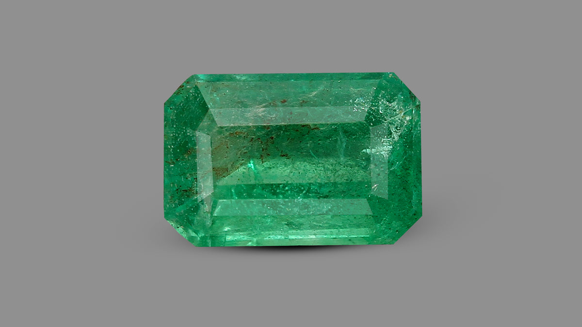 Zambian Emerald (Panna) 3.07 Carats / 3.37 Ratti